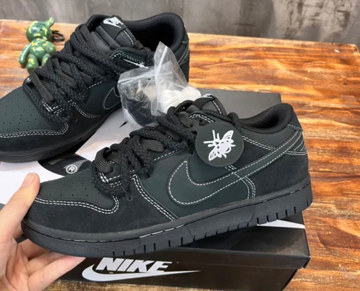 1:1 travis Scott lows