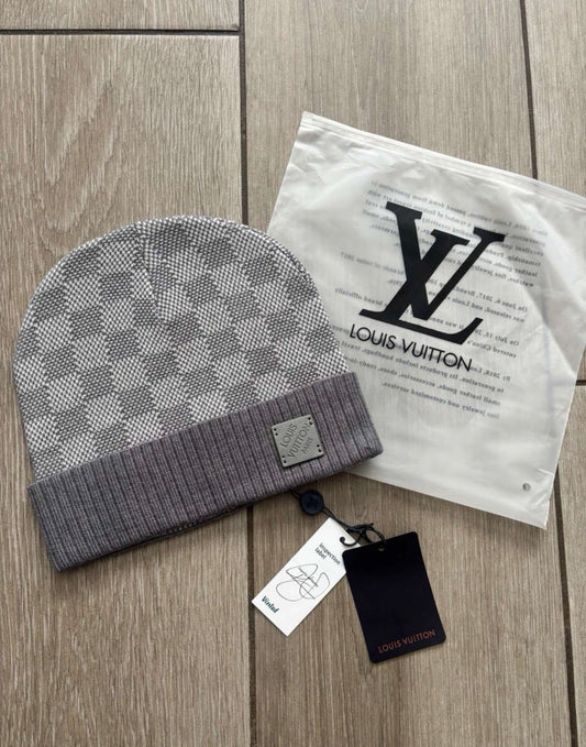 1:1 Lv beanie