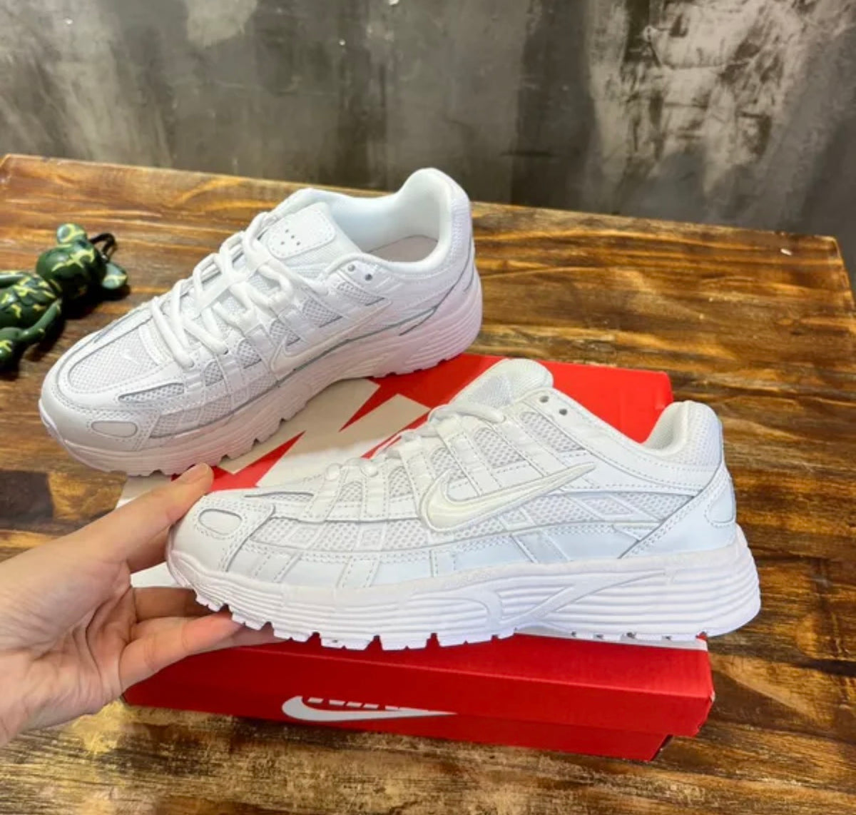 1:1 Nike p6000